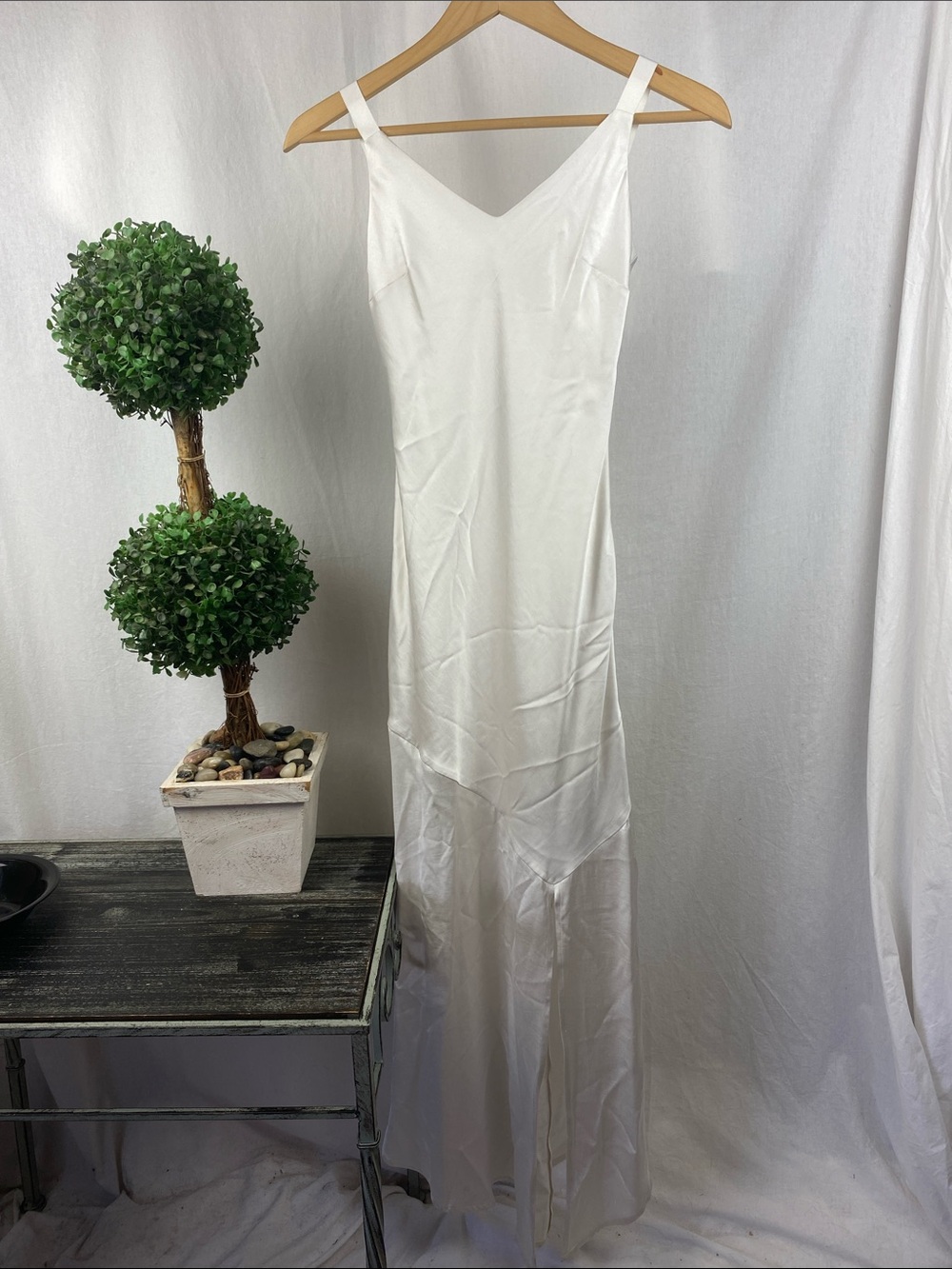 Express White Satin Sleeveless Maxi Long Drop Waist Dress XXS
